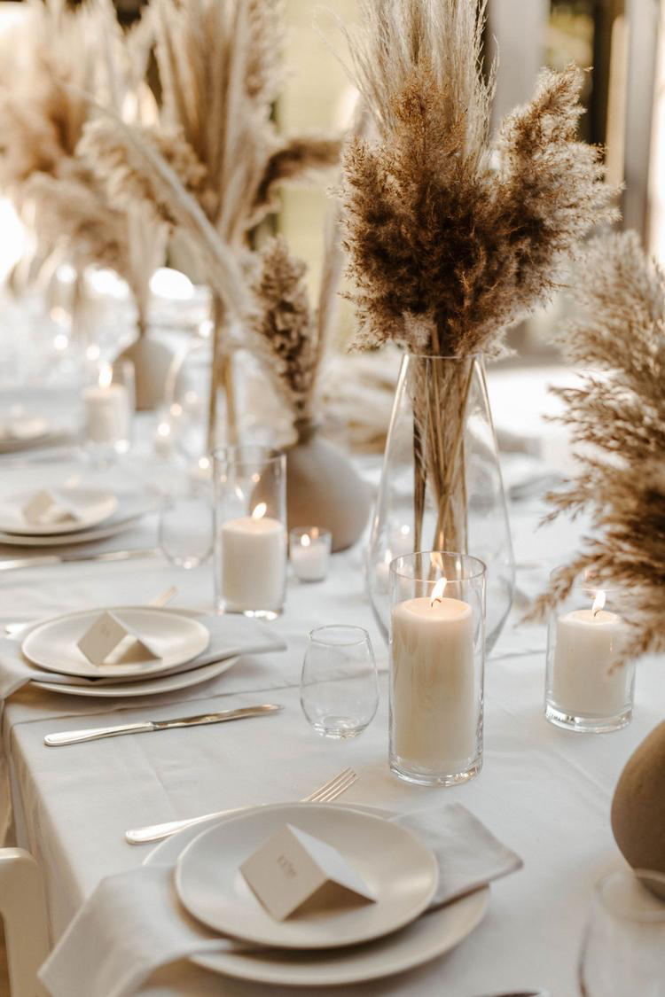 mocha mousse wedding color