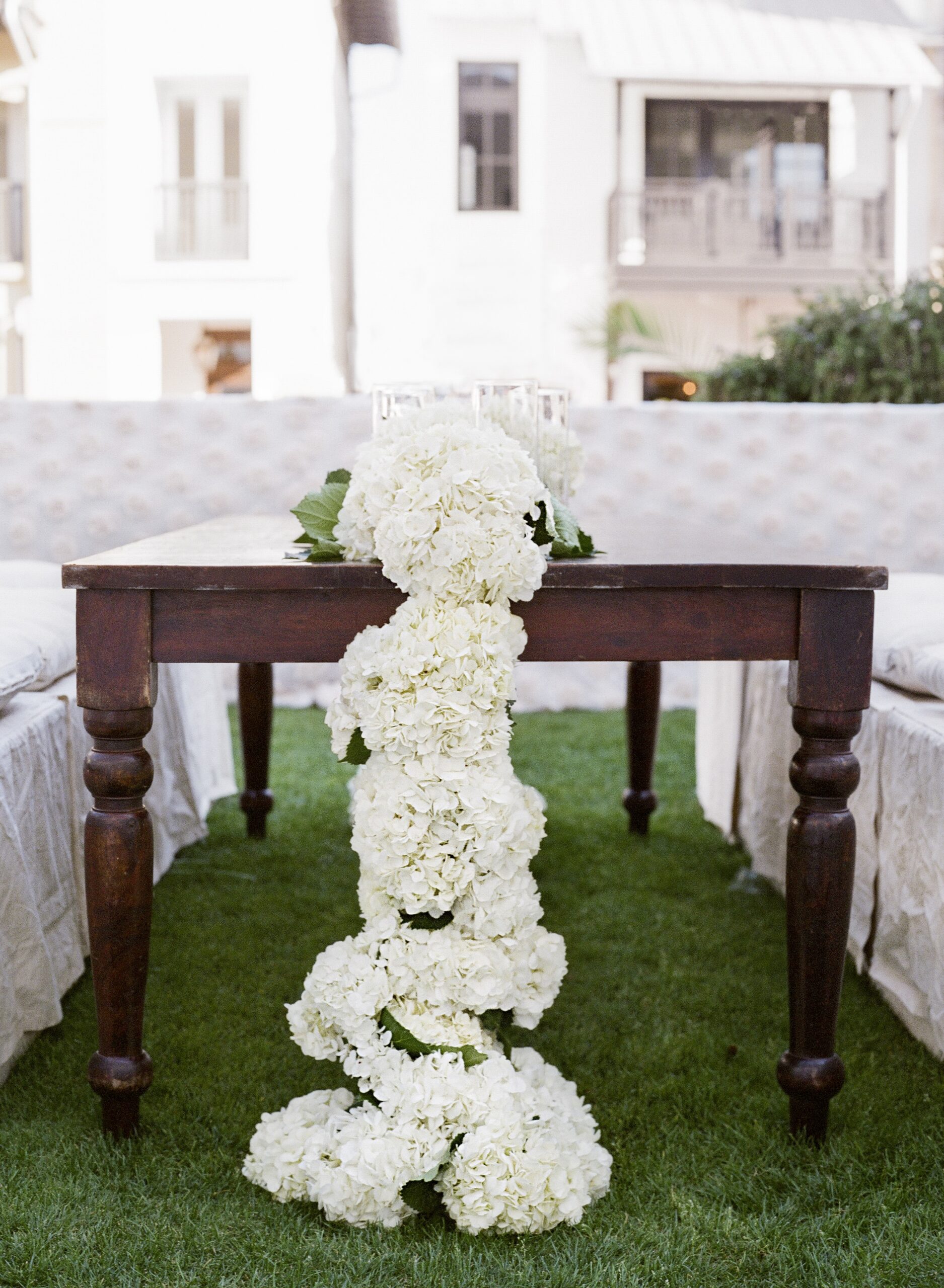 rosemary beach wedding decor