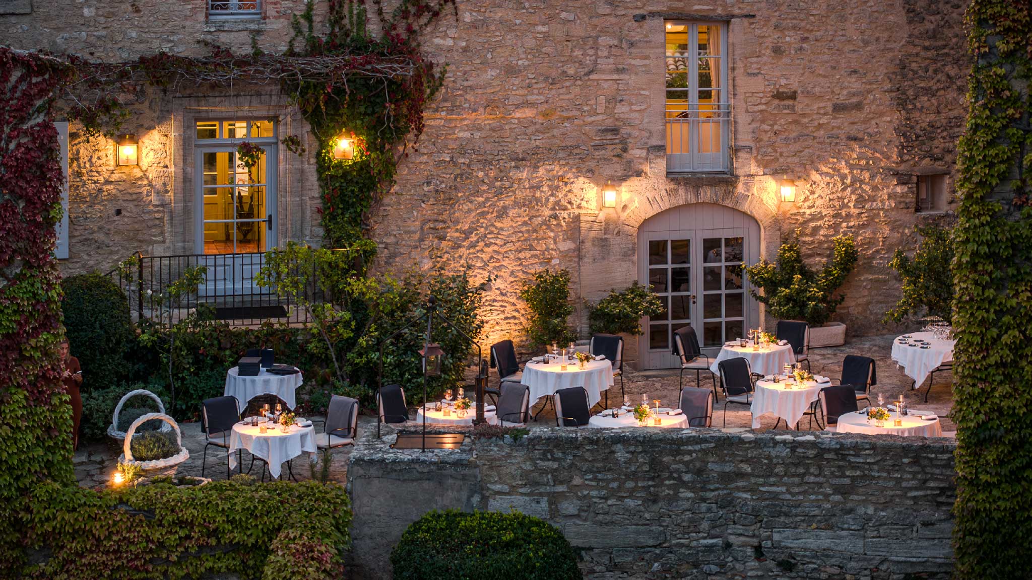 hotel crillon le brave wedding in provence